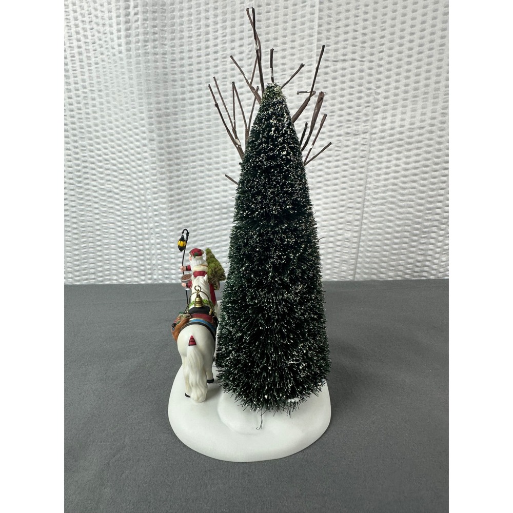 Department 56 Dickens Village Victorian Father Christmas #56.58585 RETIRED - Picture 6 of 10